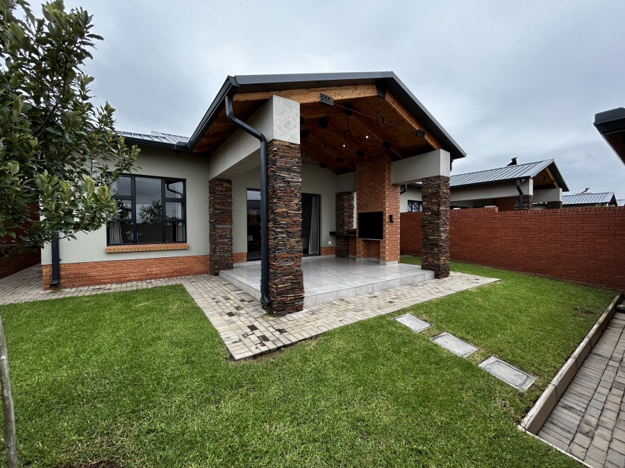 3 Bedroom Property for Sale in Six Fountains Estate Gauteng