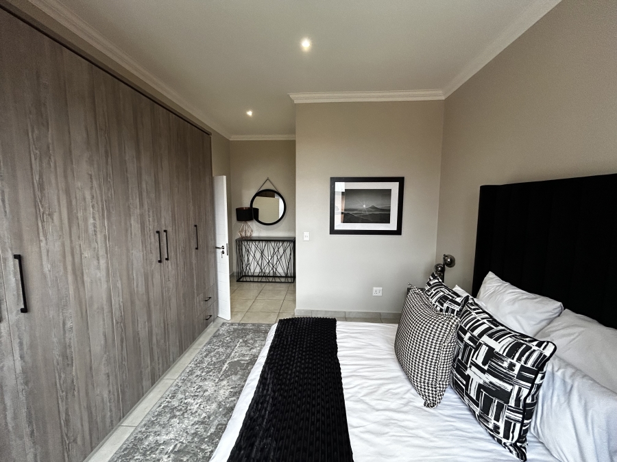 3 Bedroom Property for Sale in Six Fountains Estate Gauteng