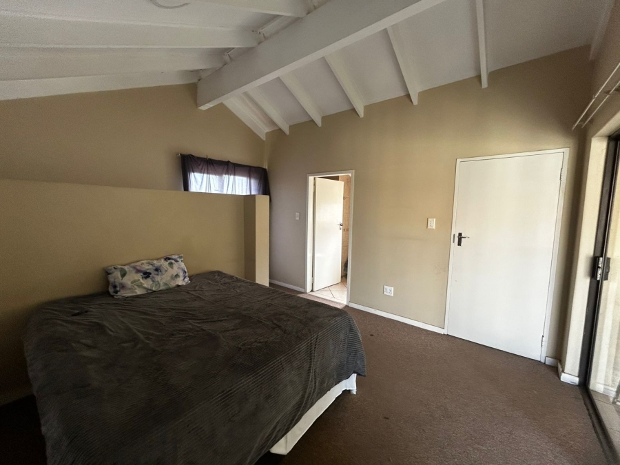 1 Bedroom Property for Sale in Hazeldean Gauteng