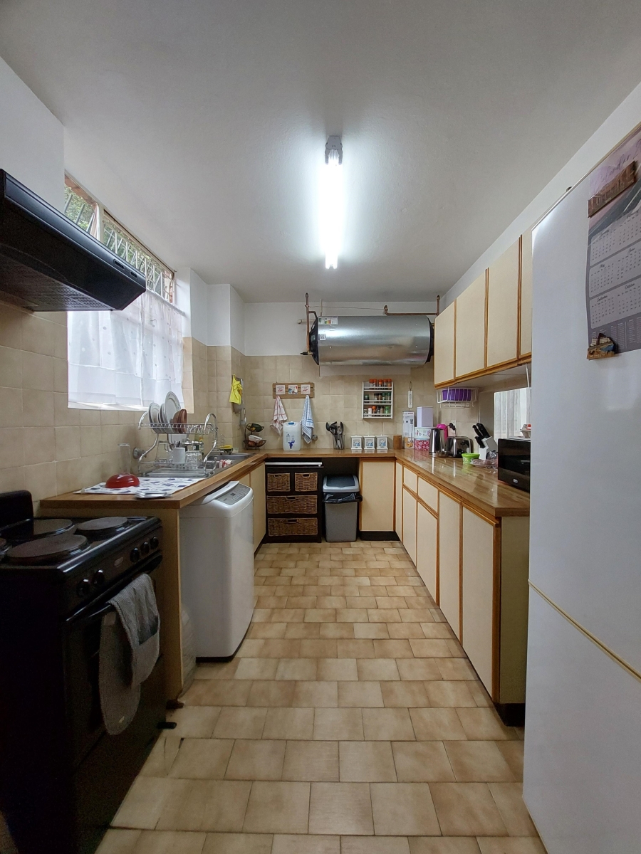 2 Bedroom Property for Sale in La Montagne Gauteng