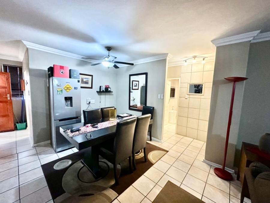 2 Bedroom Property for Sale in Wonderboom South Gauteng