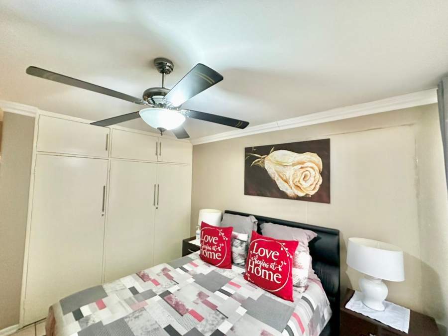 2 Bedroom Property for Sale in Wonderboom South Gauteng