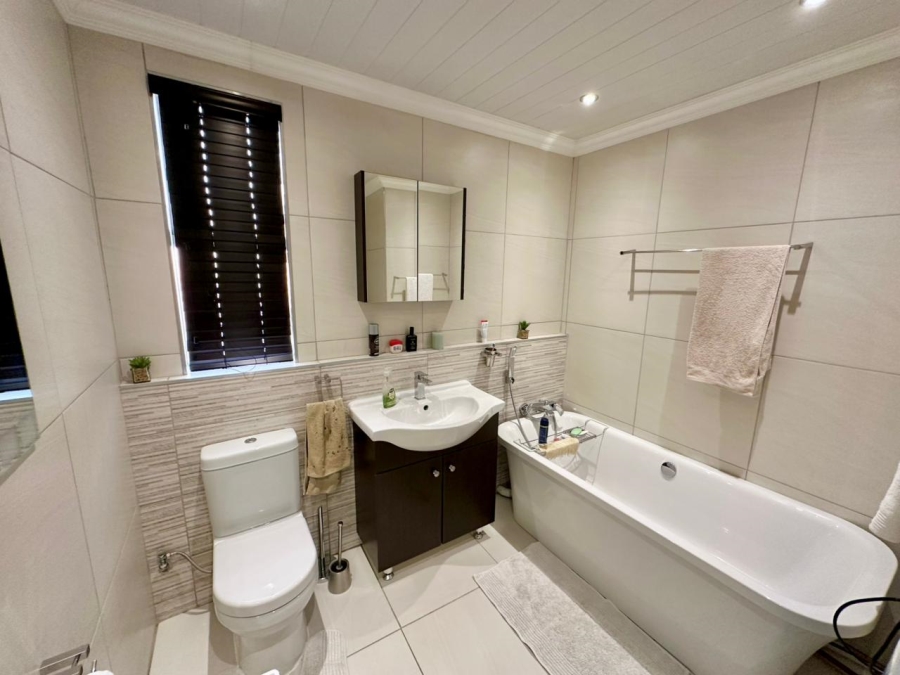 2 Bedroom Property for Sale in Wonderboom South Gauteng