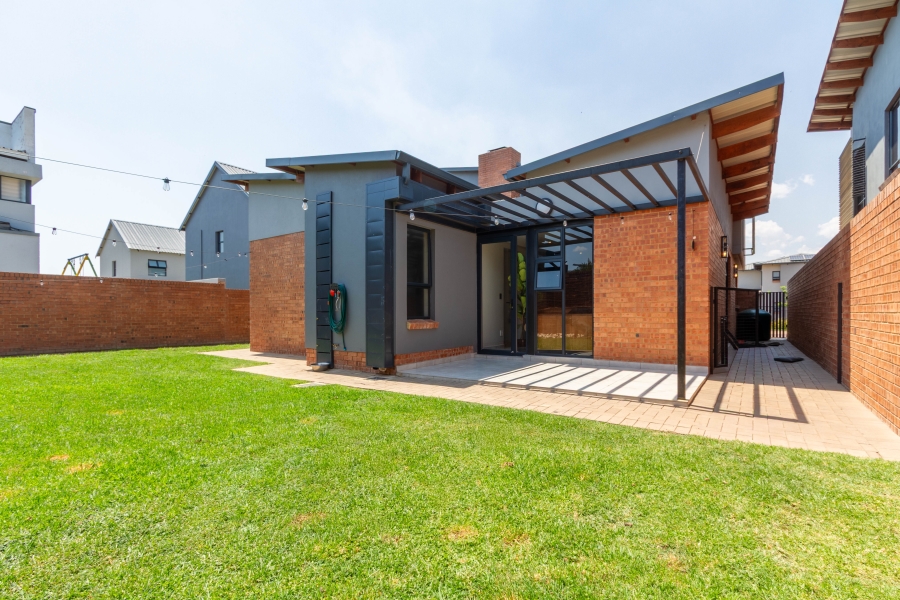 3 Bedroom Property for Sale in Six Fountains Residential Estate Gauteng