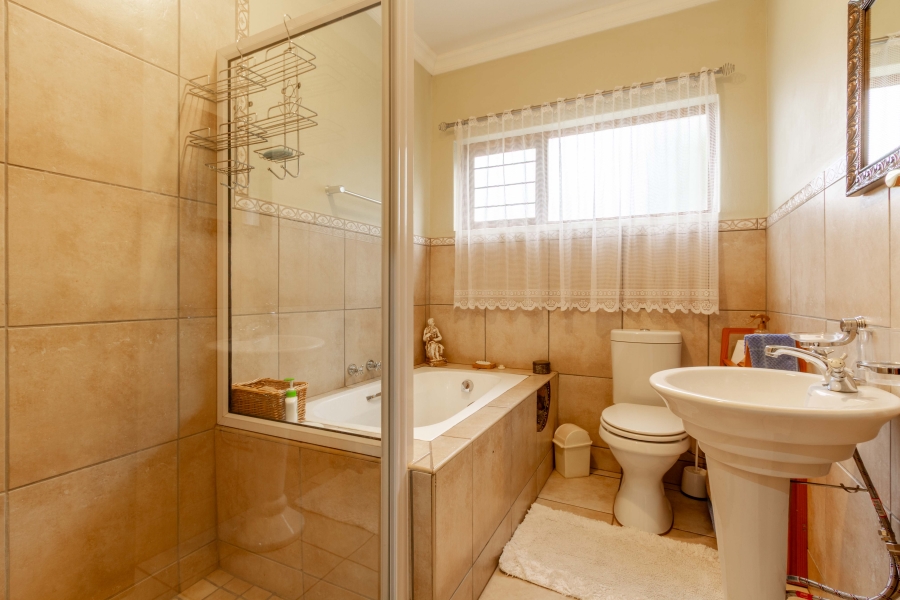 11 Bedroom Property for Sale in Grootfontein Country Estate Gauteng