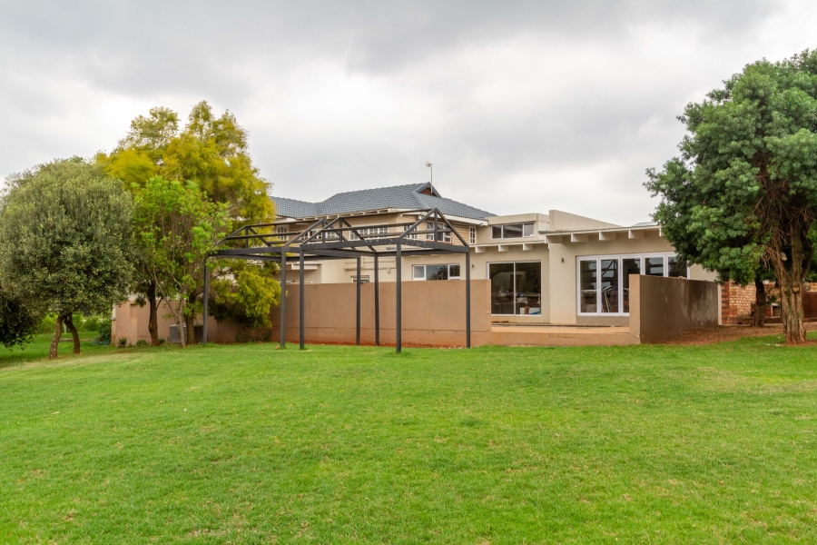 11 Bedroom Property for Sale in Grootfontein Country Estate Gauteng