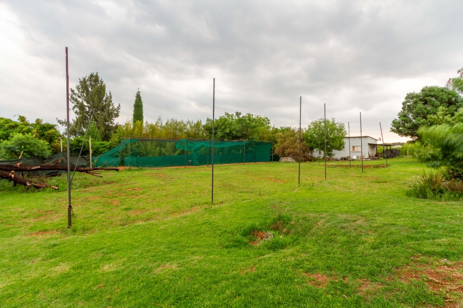 11 Bedroom Property for Sale in Grootfontein Country Estate Gauteng