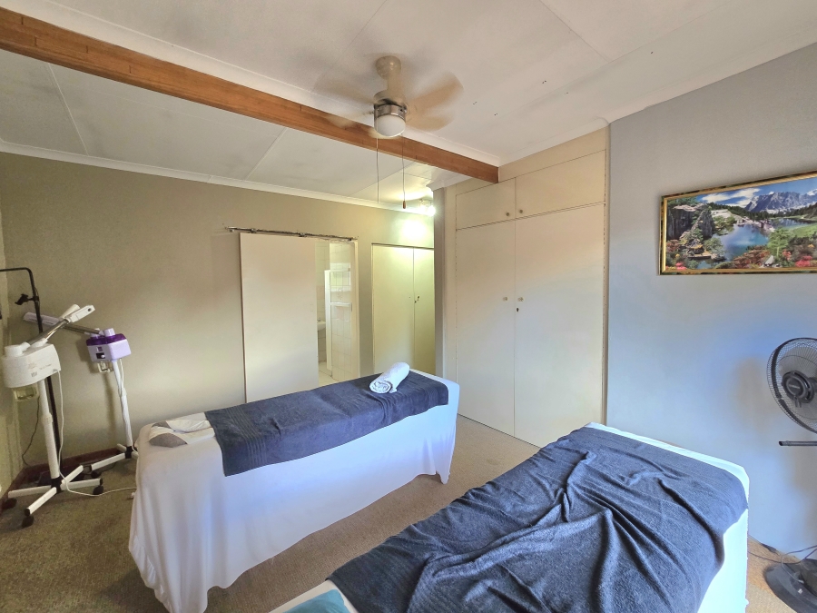 3 Bedroom Property for Sale in Dorandia Gauteng