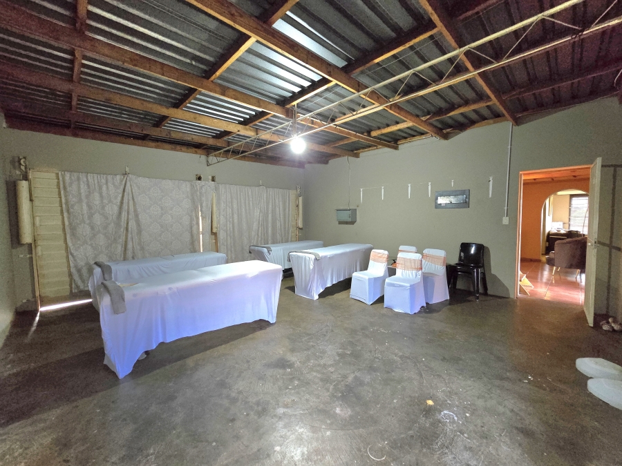 3 Bedroom Property for Sale in Dorandia Gauteng