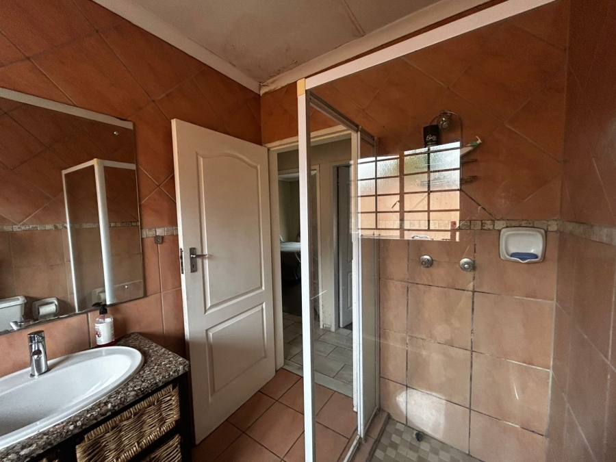 To Let 3 Bedroom Property for Rent in Equestria Gauteng