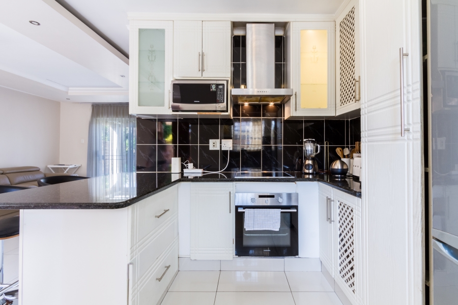 3 Bedroom Property for Sale in Equestria Gauteng