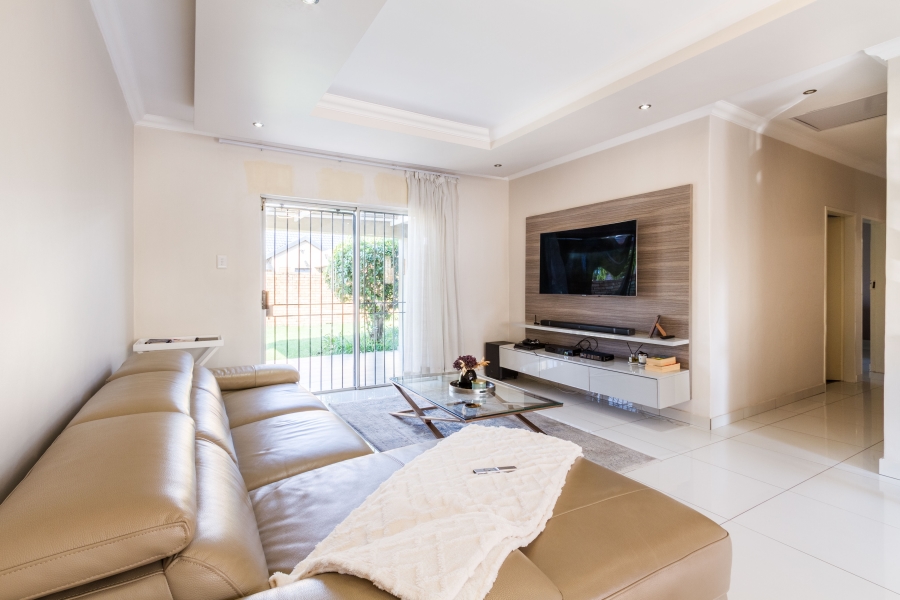 3 Bedroom Property for Sale in Equestria Gauteng