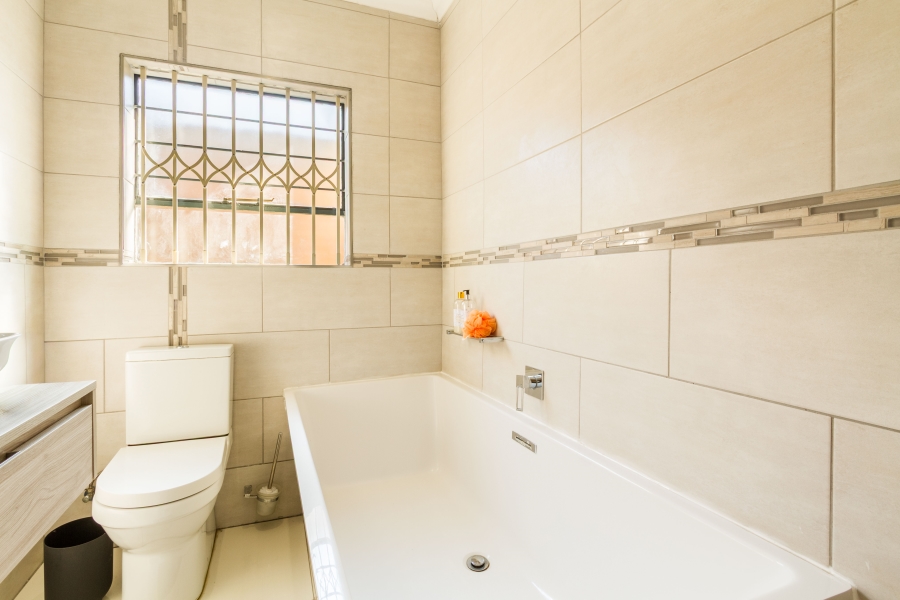 3 Bedroom Property for Sale in Equestria Gauteng