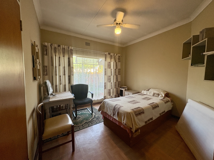 4 Bedroom Property for Sale in Annlin Gauteng