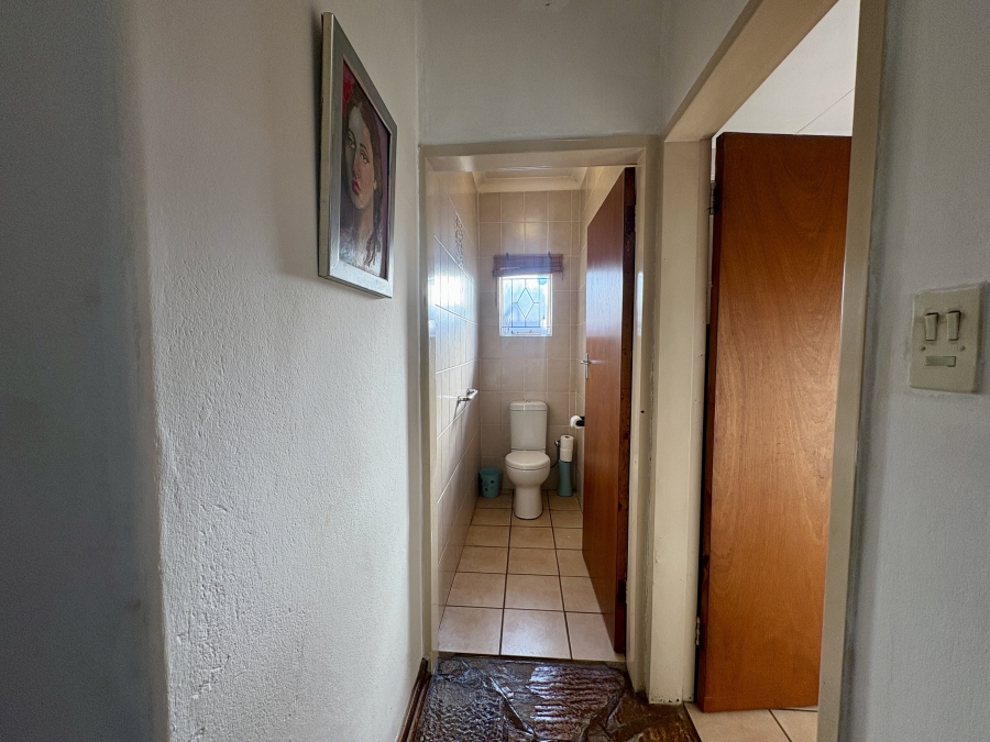 4 Bedroom Property for Sale in Annlin Gauteng