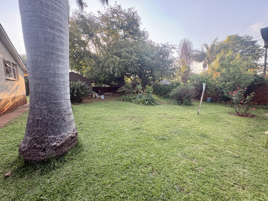 4 Bedroom Property for Sale in Annlin Gauteng