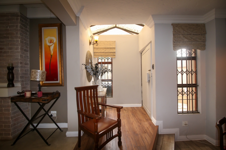 3 Bedroom Property for Sale in Faerie Glen Gauteng