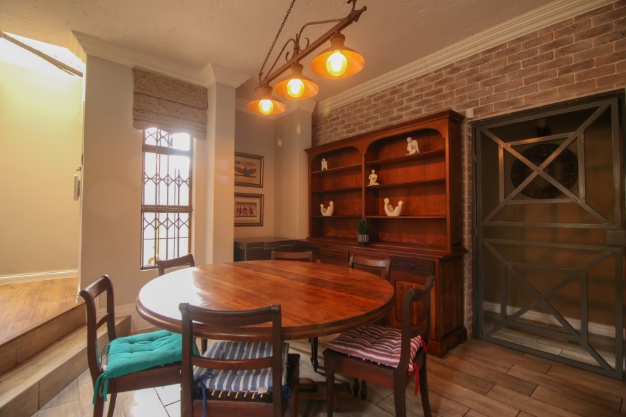 3 Bedroom Property for Sale in Faerie Glen Gauteng