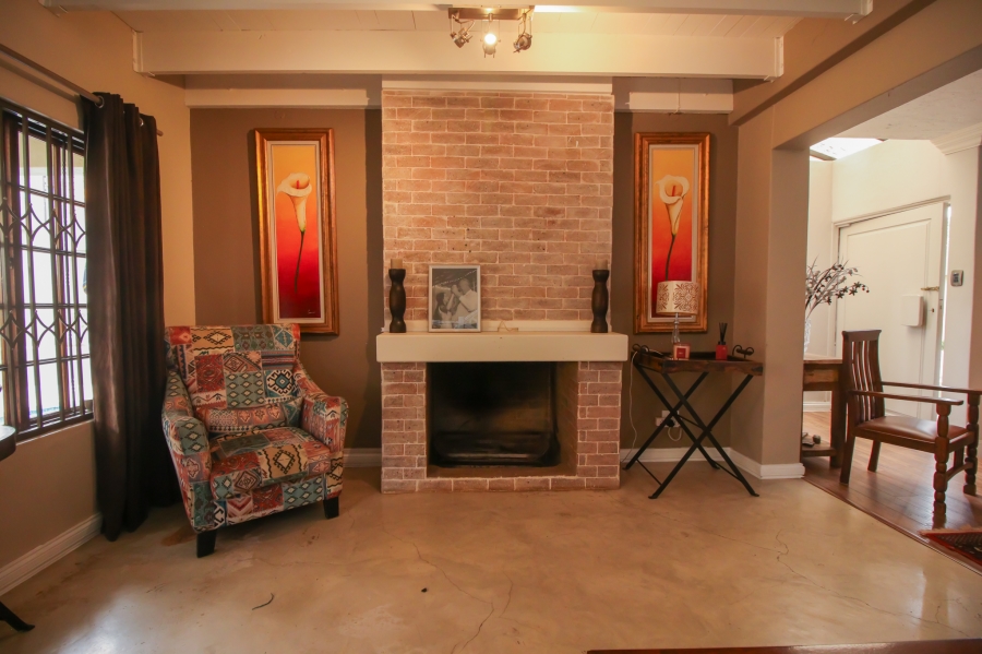 3 Bedroom Property for Sale in Faerie Glen Gauteng