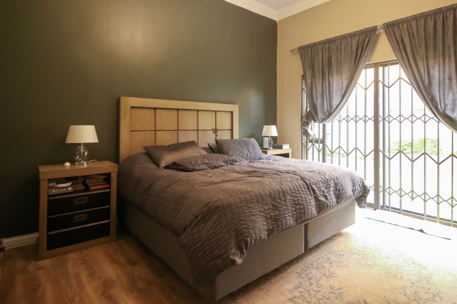 3 Bedroom Property for Sale in Faerie Glen Gauteng