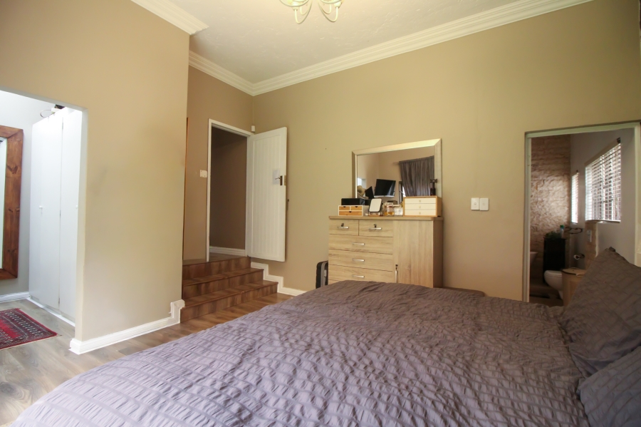 3 Bedroom Property for Sale in Faerie Glen Gauteng