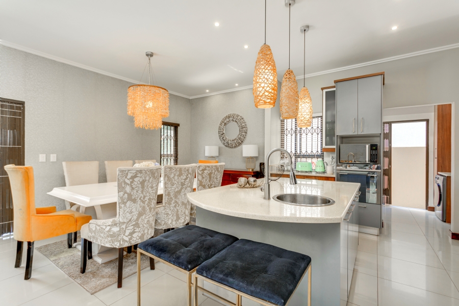 To Let 4 Bedroom Property for Rent in Beverley Gauteng