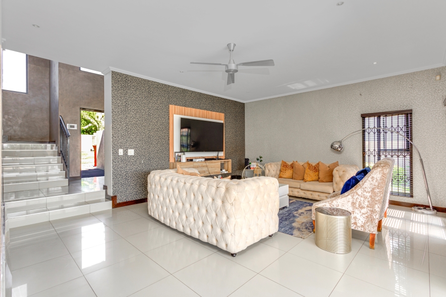 To Let 4 Bedroom Property for Rent in Beverley Gauteng