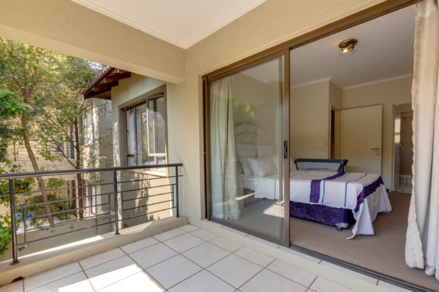 To Let 2 Bedroom Property for Rent in Fourways Gauteng