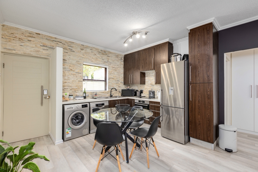 To Let 2 Bedroom Property for Rent in Fourways Gauteng