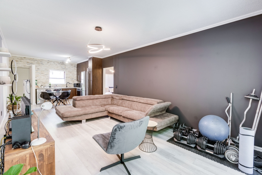 To Let 2 Bedroom Property for Rent in Fourways Gauteng