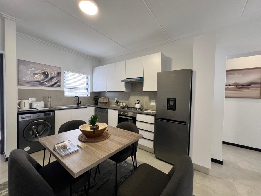 To Let 2 Bedroom Property for Rent in Fourways Gauteng