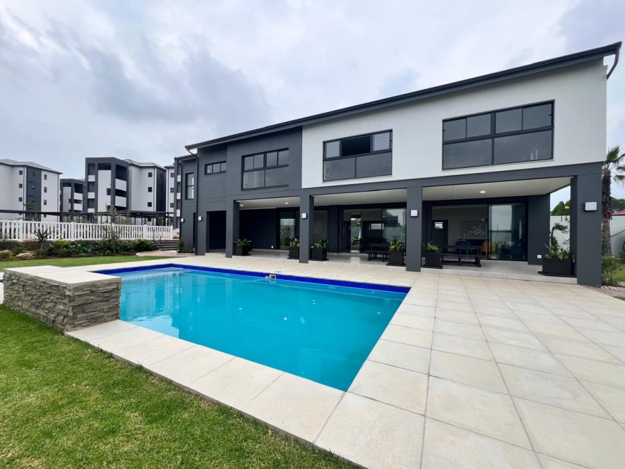 To Let 2 Bedroom Property for Rent in Fourways Gauteng