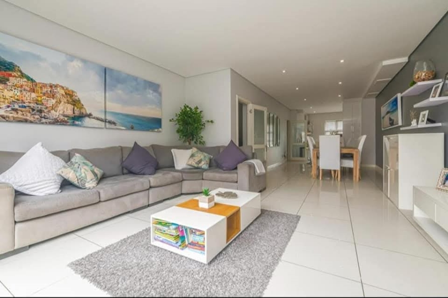 To Let 2 Bedroom Property for Rent in Bryanston Gauteng