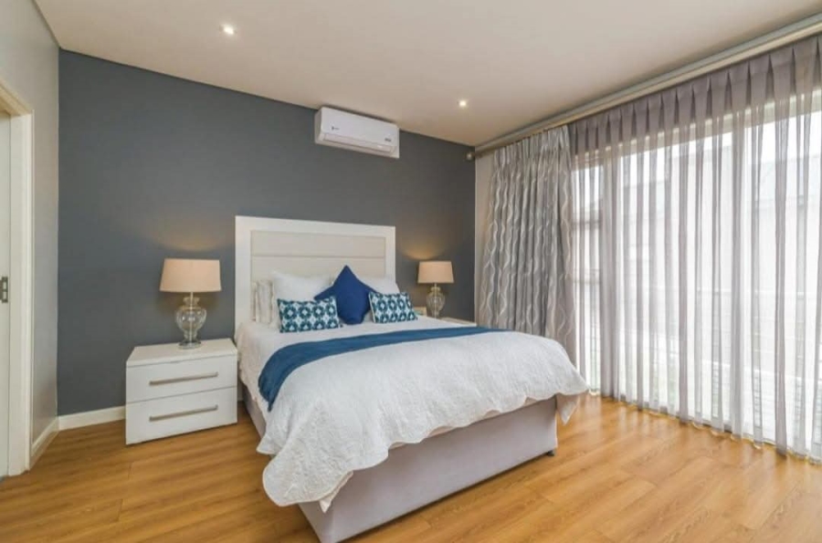 To Let 2 Bedroom Property for Rent in Bryanston Gauteng