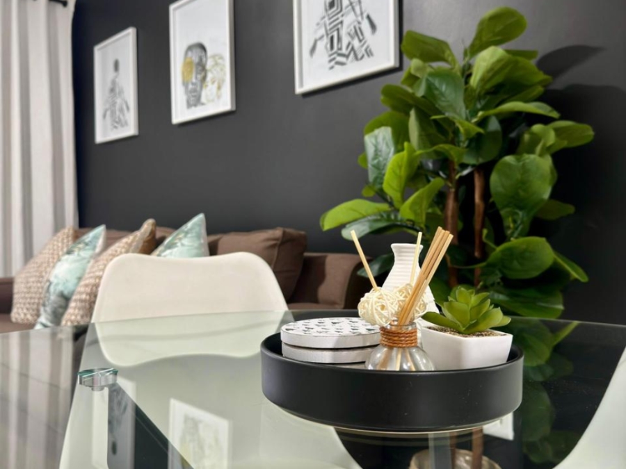 To Let 2 Bedroom Property for Rent in Fourways Gauteng