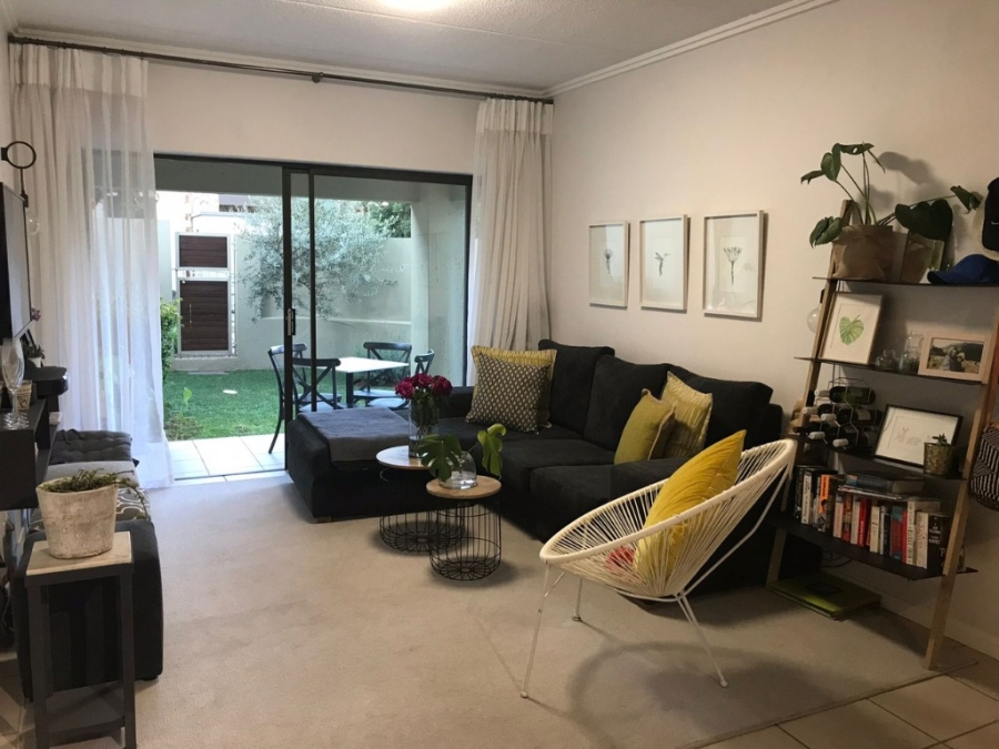 To Let 1 Bedroom Property for Rent in Bryanston Gauteng