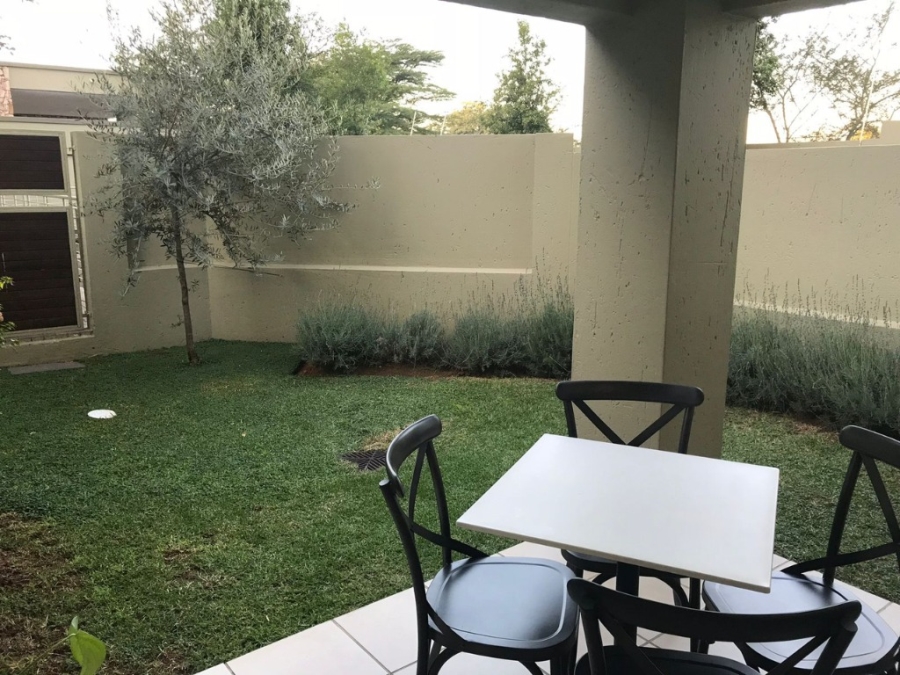 To Let 1 Bedroom Property for Rent in Bryanston Gauteng