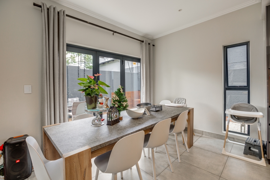 To Let 3 Bedroom Property for Rent in Bryanston Gauteng