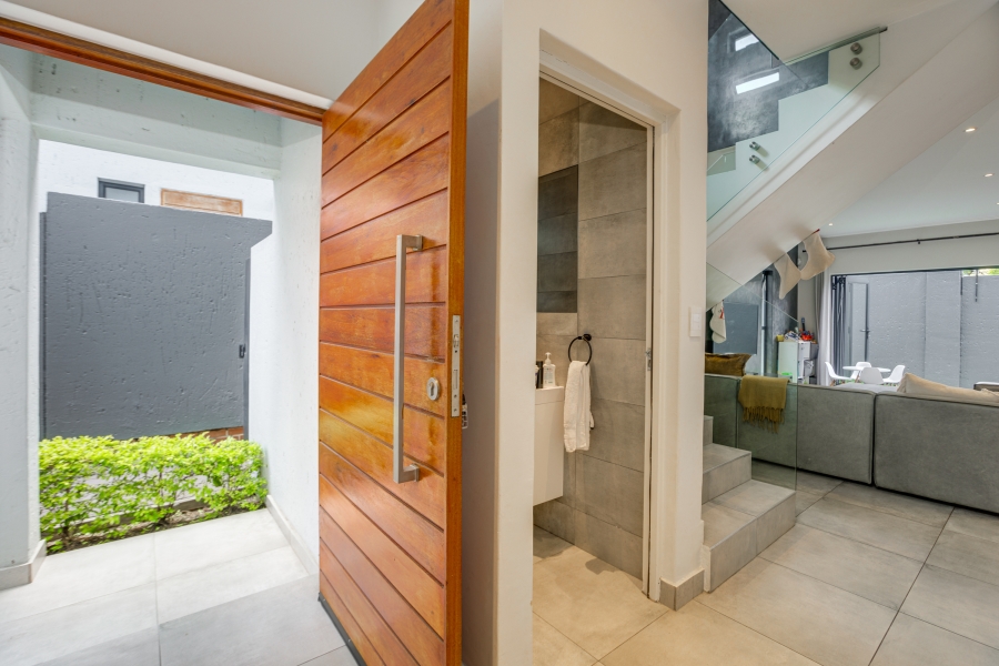 To Let 3 Bedroom Property for Rent in Bryanston Gauteng