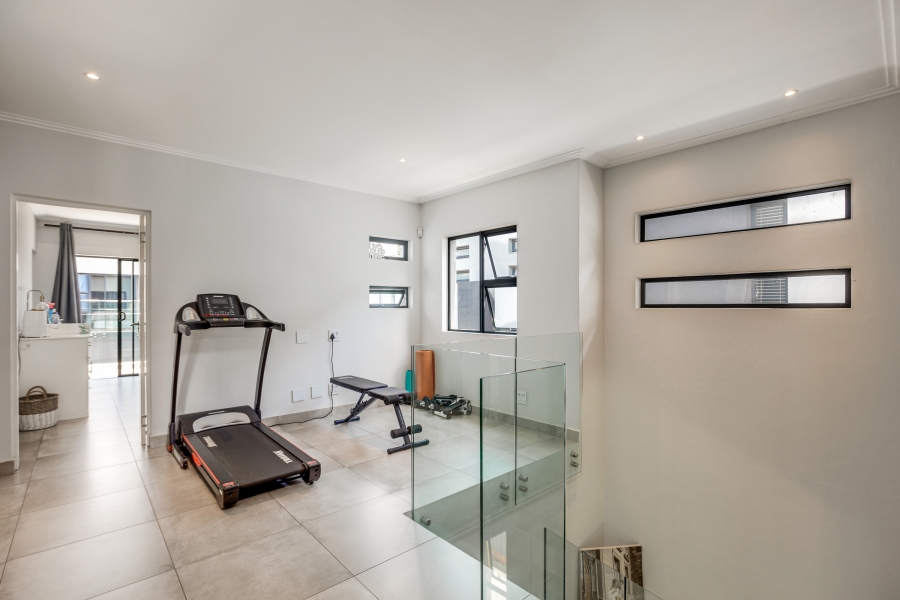 To Let 3 Bedroom Property for Rent in Bryanston Gauteng