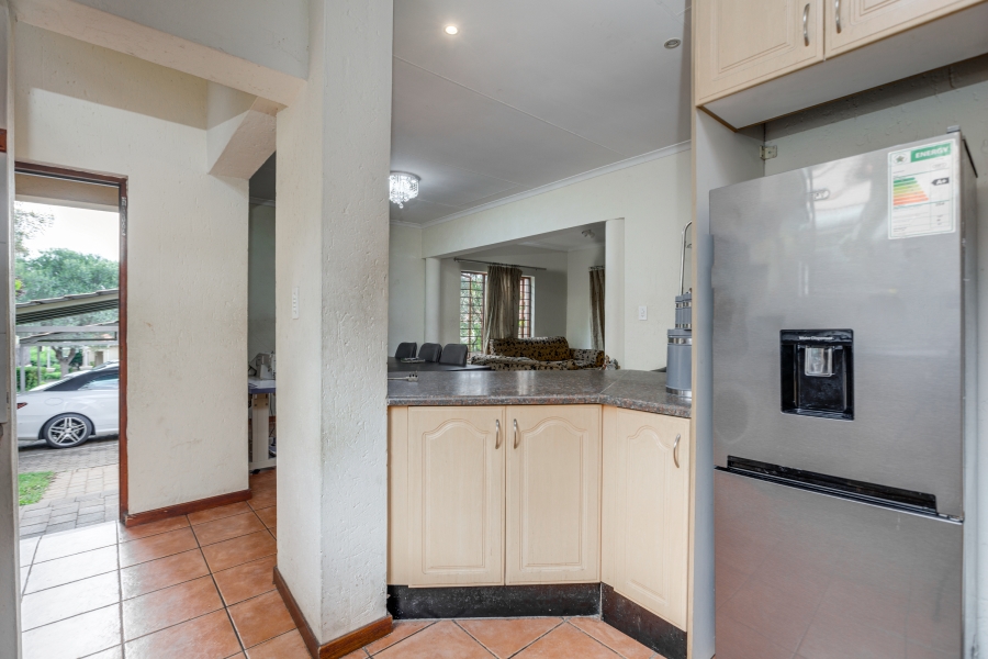 3 Bedroom Property for Sale in Douglasdale Gauteng