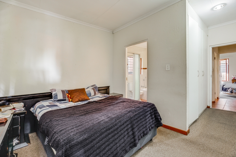 3 Bedroom Property for Sale in Douglasdale Gauteng