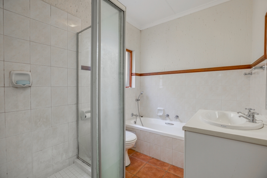 3 Bedroom Property for Sale in Douglasdale Gauteng