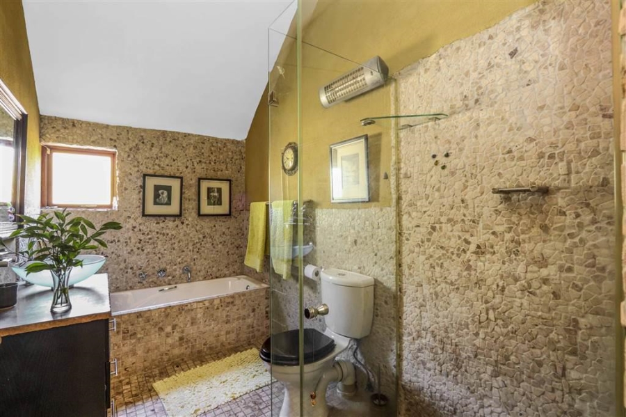 To Let 4 Bedroom Property for Rent in Rivonia Gauteng