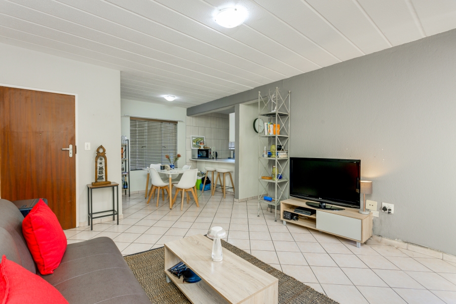 To Let 2 Bedroom Property for Rent in Paulshof Gauteng