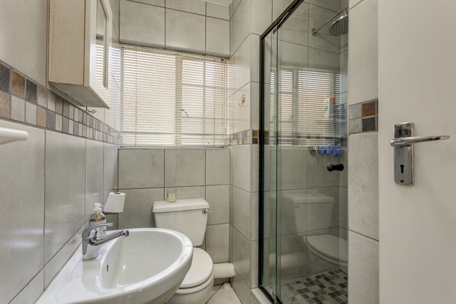 To Let 2 Bedroom Property for Rent in Paulshof Gauteng