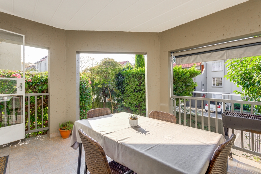 To Let 2 Bedroom Property for Rent in Paulshof Gauteng