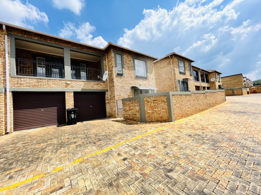 To Let 3 Bedroom Property for Rent in Wilgeheuwel Gauteng