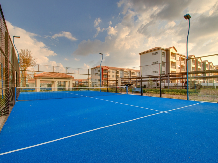 To Let 2 Bedroom Property for Rent in Broadacres Gauteng