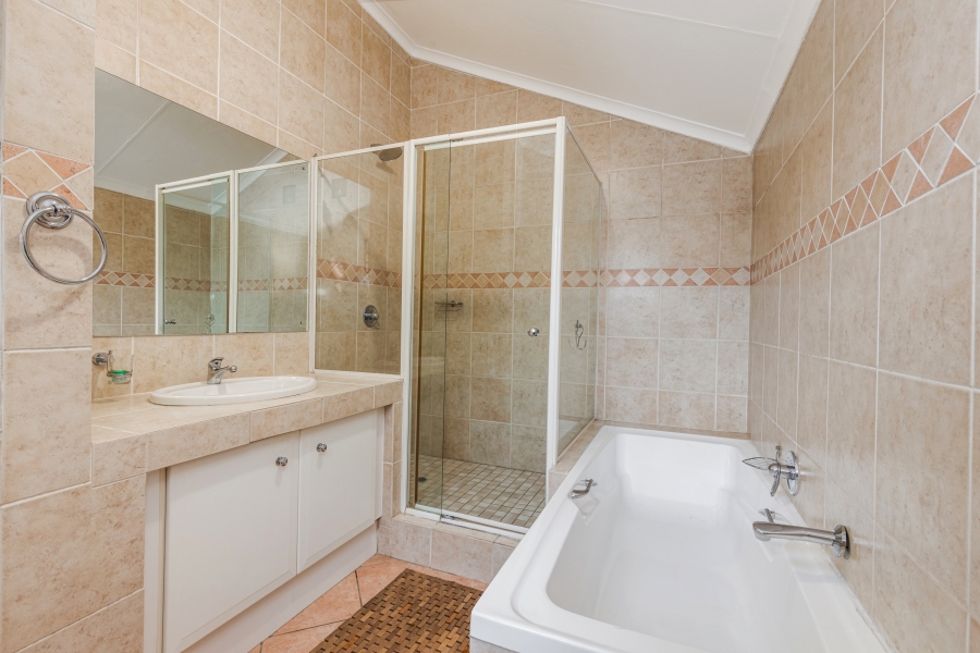 3 Bedroom Property for Sale in Fourways Gauteng